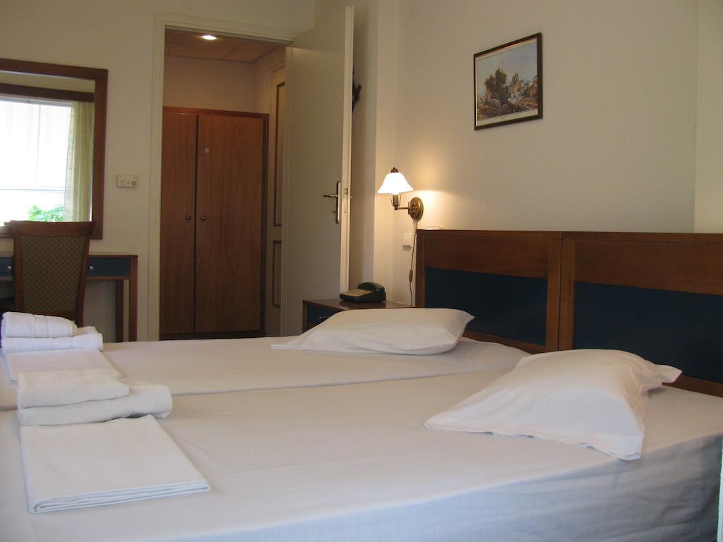 Aiolos Loutra Edipsou  Room photo